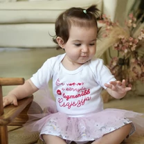 Kép 1/5 - Én vagyok a környék legmenőbb csajszija - Babaruha