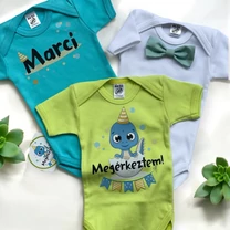 Kép 7/7 - Kicsi Dínó Megérkeztem -  Babadoboz (Egyedi névvel)