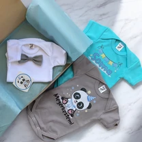 Kép 7/7 - Panda Maci Megérkeztem -  Babadoboz (Egyedi névvel)