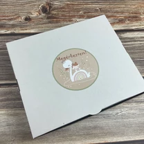 Kép 3/7 - Hattyú Kishercegnő Megérkeztem - Babadoboz  (Egyedi név + Hajpánt)