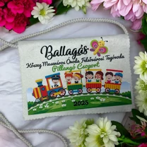 Kép 1/8 - Ballagási tarisznya "Gyerekek a vonaton" mintával (03A típus, egységes)