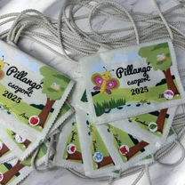 Kép 3/4 - Ballagási tarisznya "Meseerdő" mintával, egyedi névvel, jellel (06B típus, egyedi)