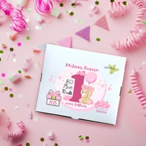 Kép 1/2 - Első szülinapos Maci (Rózsaszín, Baba adataival) - Díszdoboz 