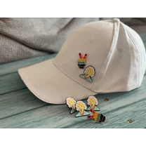 Kép 4/4 - Einstein Kitűző