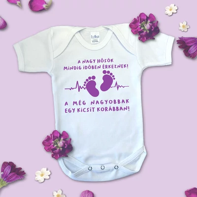 A nagy Hősök mindig időben érkeznek - Babaruha