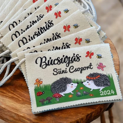 Ballagási tarisznya "Süni a réten" mintával (02A típus, egységes)