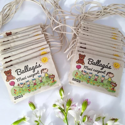 Ballagási tarisznya "Irány az Iskola - Ballagó ovisok" mintával (08A típus, egységes)