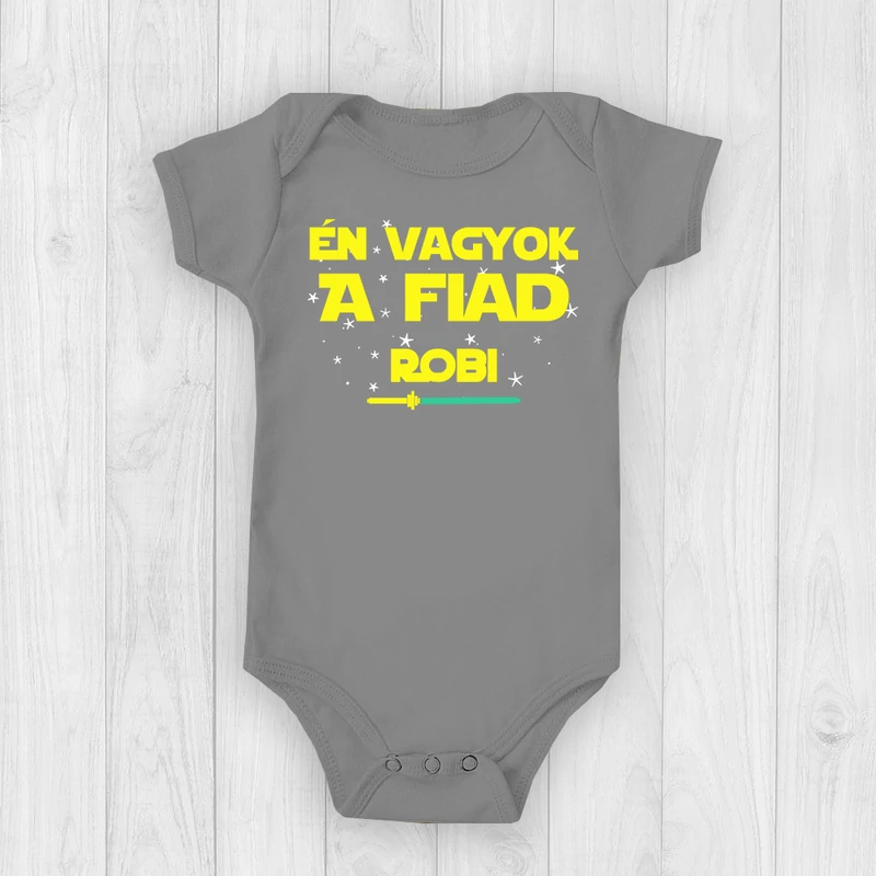 Én vagyok a fiad! (Egyedi névvel) - Babaruha