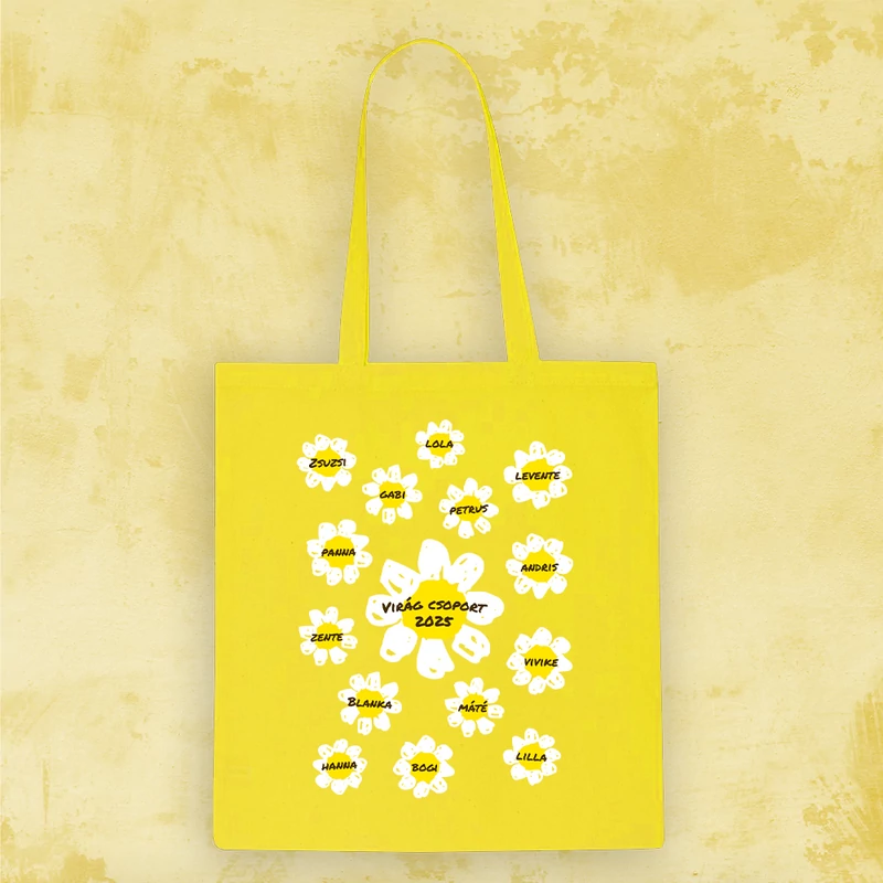 Virágok (Fehér szirom) - Búcsú Vászontáska Óvónéniknek (Ovisok nevével, egyedi)