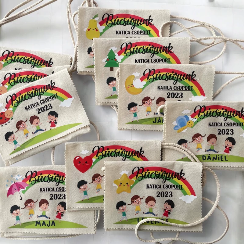 Ballagási tarisznya "Szivárvány" mintával, egyedi névvel, jellel (04B típus, egyedi)