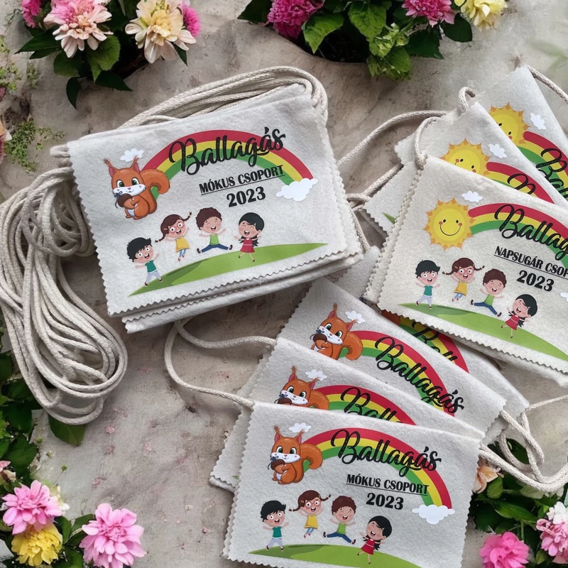 Ballagási tarisznya "Szivárvány" mintával (04A típus, egységes)