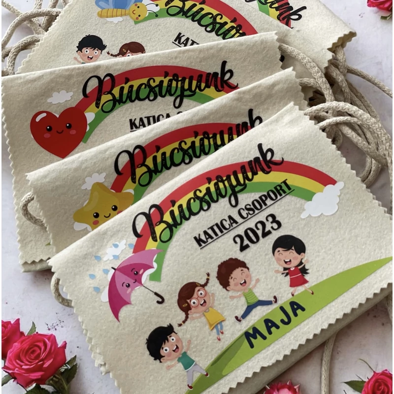 Ballagási tarisznya "Szivárvány" mintával, egyedi névvel, jellel (04B típus, egyedi)